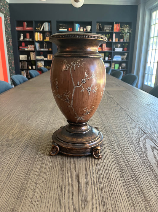 Brown chinoiserie vase